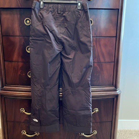 The North Face Dark Brown Snow Pants. Women’s Size Medium - Picture 2 of 11